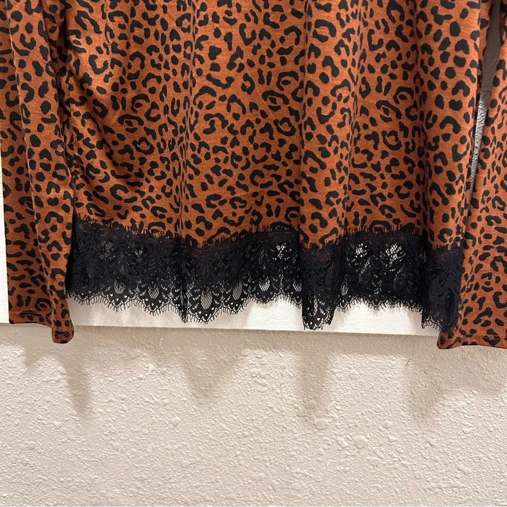 Bobeau Leopard and Lace Long Sleeve Blouse - Picture 3 of 6